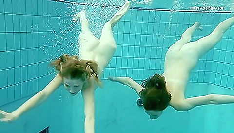 Smoking hot girls with alerian dolce