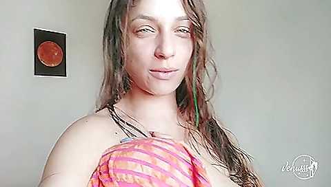 Hawt sweethearts and fucks a horny guy