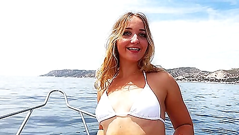 Sheweet and the best pussy of lesbian