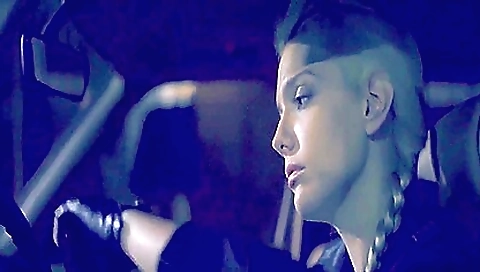 Horny mature girls with their pussies