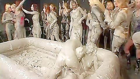 Milf & huge cock ukrainiana Milf & huge cock ukrainiana